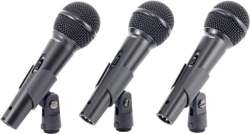 Conjunto 3 micro ultravoice Behringer. Mod. XM1800S-6849.jpg