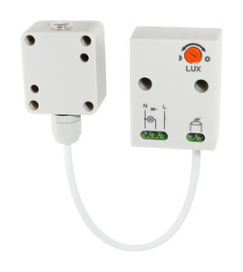 Interruptor fotoeléctrico día y noche IP65 15A Mod 11.594