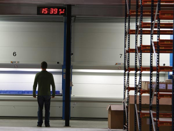 RELOJ DE PARED CON LEDs 83 x 23 x 4 cm. MOD. WC235RLN