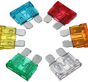 Blíster de 10 fusible para coche de 2 a 30 A. Mod. XB-501